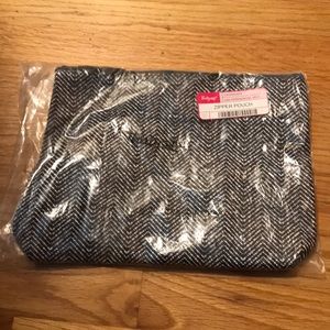 Thirty one large zipper pouch